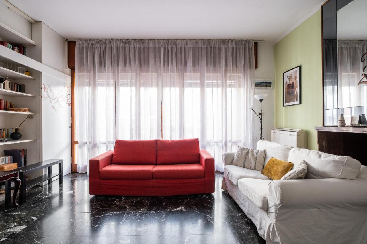 Boldrini Apartment With Balcony By Wonderful Italy Bologna Exteriör bild
